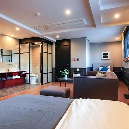 Brown-Dot Hotel Yangjeong Busan Extérieur photo